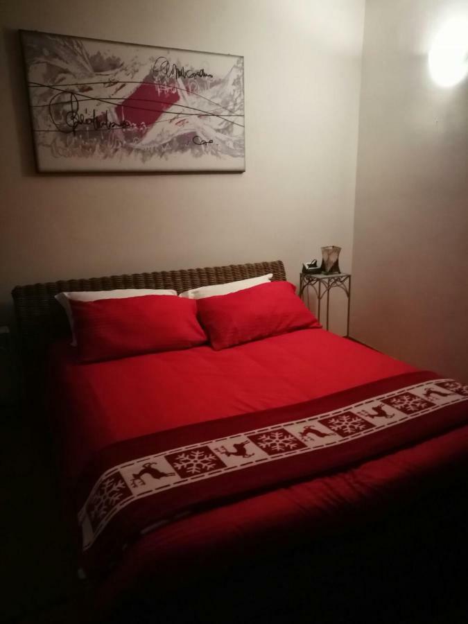 Casale Del Sole Garda Acomodação com café da manhã Monzambano Exterior foto