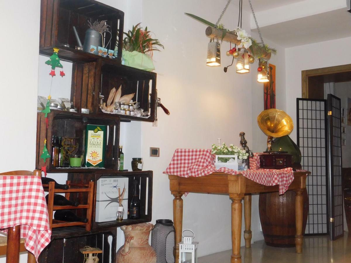 Casale Del Sole Garda Acomodação com café da manhã Monzambano Exterior foto